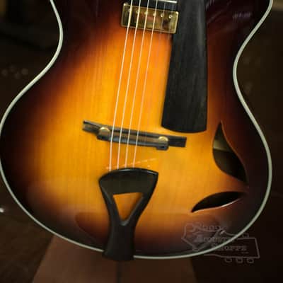 Eastman Vignola Signature Model FV680CE-SB image 9