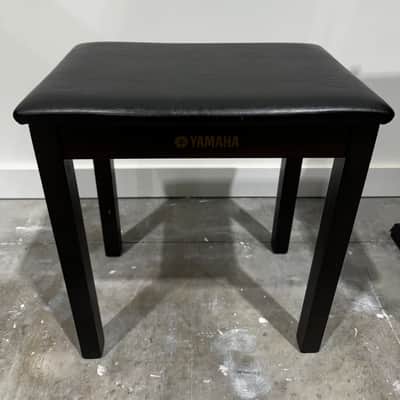 Yamaha YDP-113 Digital Piano With Stool and Sustain Pedal Bild 8