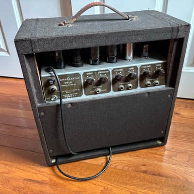 Danelectro Series D Model 68 Vintage Amplifier 1950's image 2