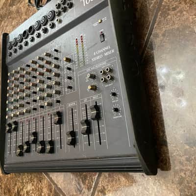Peavey Unity Series 1002 - Gray 8-Channel Mixer image 2
