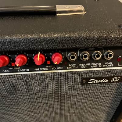 Fender Studio 85 amp-red knob-w/ footswitch 1980s - Black image 3