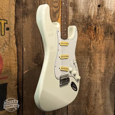 Squier Wayne's World Stratocaster 1992 - Arctic White image 3