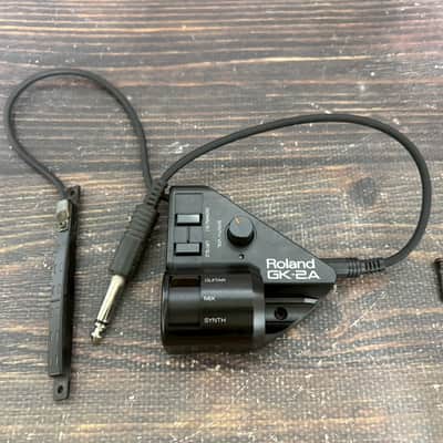 Roland GK-2A Divided Guitar MIDI Pickup Tested Good
