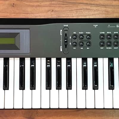Korg X5 1990s - Black