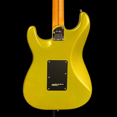 Fender American Ultra II Stratocaster Maple Fingerboard - Solar Flare image 5