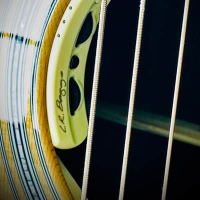 Martin D-41 2025 w/ Anthem image 8