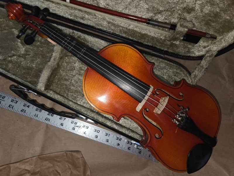 Suzuki No. 220 size 1/8 Violin, Japan 1986, Very Good Cond, with