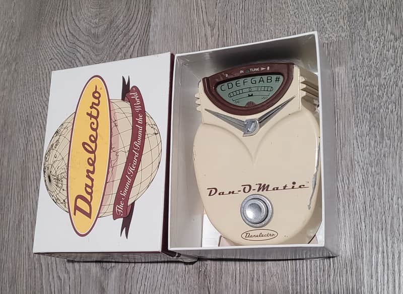 Danelectro DT-1 Dan-O-Matic Tuner in original box image 1