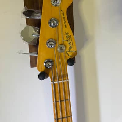 Fender American Professional II Precision Bass with Maple Fretboard 2020 - Present - Miami Blue image 2