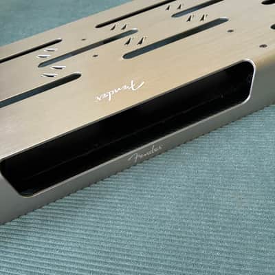 Fender Professional Pedal Board - Medium 2020 - Present - Black image 6