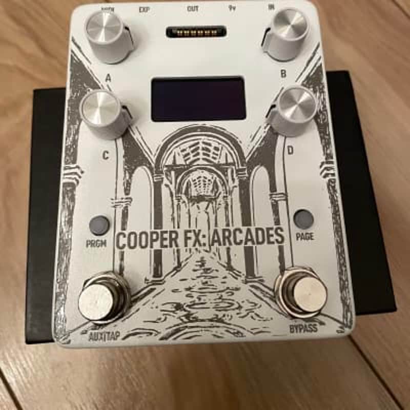 Cooper FX Arcades Multi-Effect Console 2020 - 2021 Snow White image 1