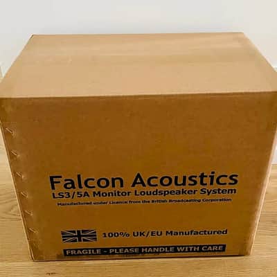 Falcon LS3/5a Bookshelf Speakers Gold Badge Falcon bookshelf speakers monitors Ls3/5a 2024 Walnut Cherry black better than 50th Anniversary Harbeth Proac KEF McIntosh Luxman acuphase krell arc rogers bower Wilkins Made in England image 3