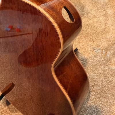 L. Luthier “le Maho” Mahogany tenor ukulele with pickup 2026 image 6