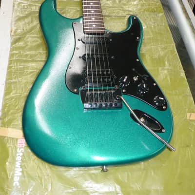 Applause HSS , Strat Style : 2 Vol, 1 Tone , 5 Way Switch , Mini Toggle Locking Tremolo - Re-Painted Crackle Green image 6