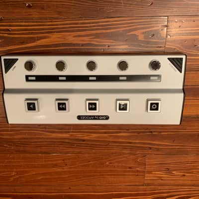 Apogee GiO USB Guitar Interface for Mac image 1