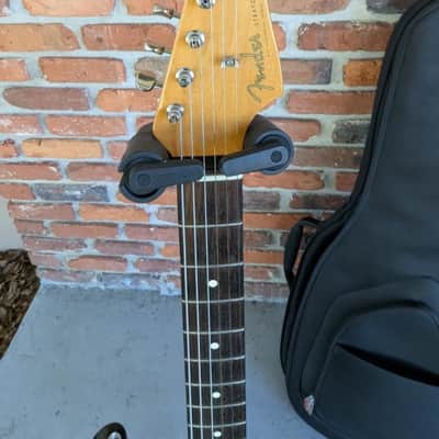 Fender Classic Series '60s Stratocaster image 2