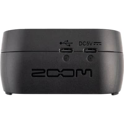 Zoom PodTrak P2 Portable Podcast Recorder Bundle with Rode NT-USB Mini USB Condenser Microphone, 32GB microSDHC Card, and 5x AA Batteries image 3