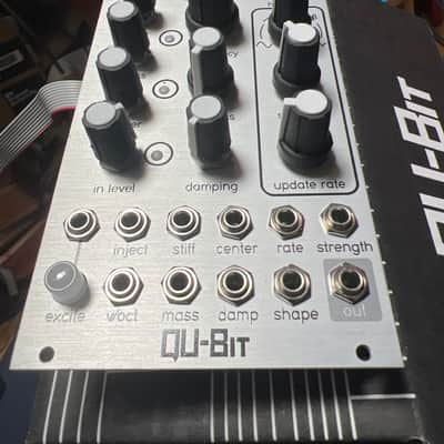 Qu-Bit Electronix Scanned 2018 - Present - Silver image 2
