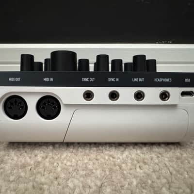 Modal Electronics CRAFTsynth 2.0 with Case image 3