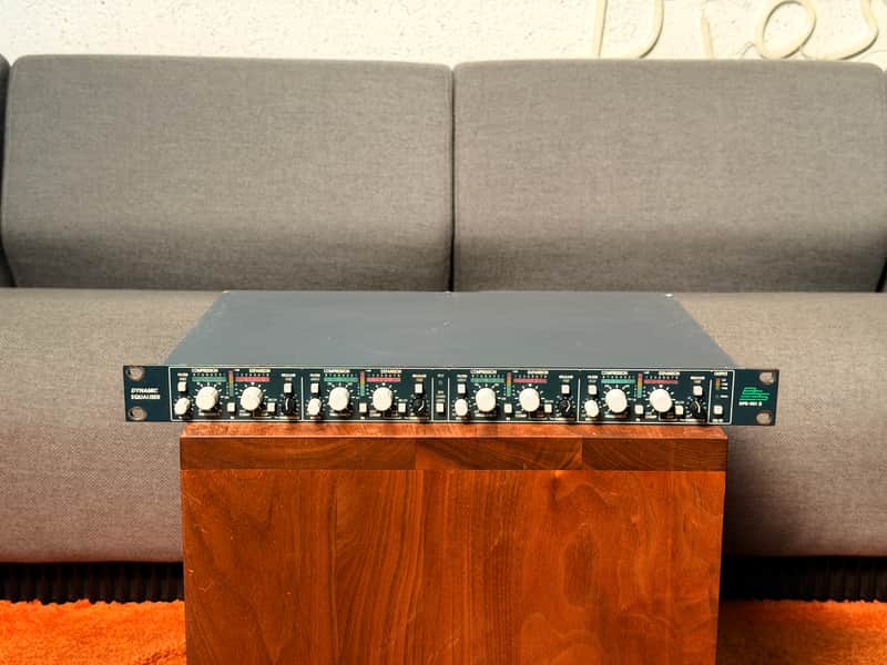 BSS DPR-901 II Dynamic Equaliser image 1