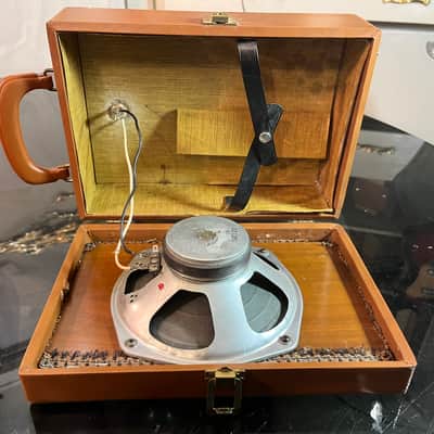Rotary Connection  Mini portable 1x8 guitar speaker cab! Built inside carry case. Vintage 8 ohm speaker. Switchcraft jack.  Vintage danelectro inspired.   2026 - Tan image 13