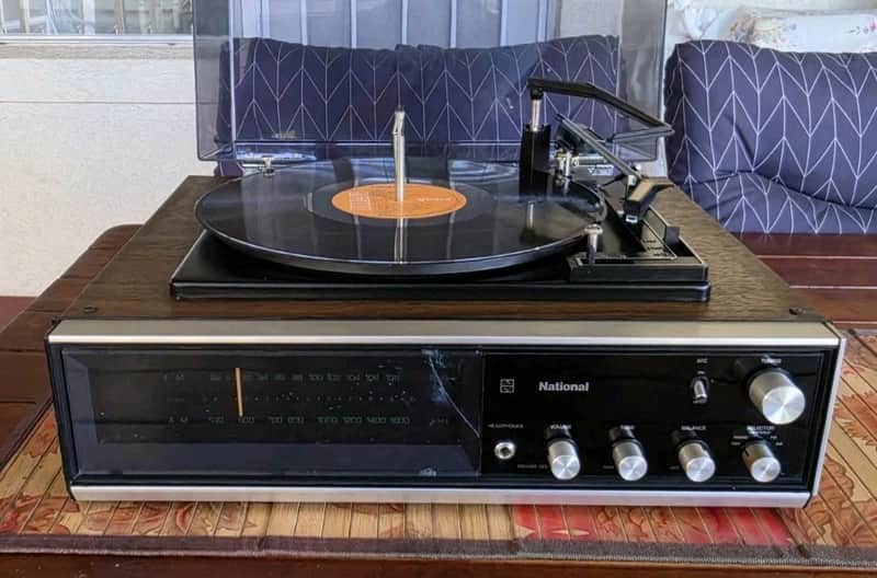 VINTAGE NATIONAL 3 IN 1 SYSTEM/RADIO/AMP/TURNTABLE image 1