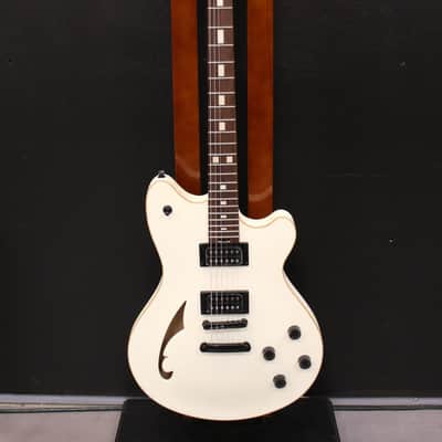 EVH SA-126 Standard Rosewood Fingerboard, Vintage Satin White image 3