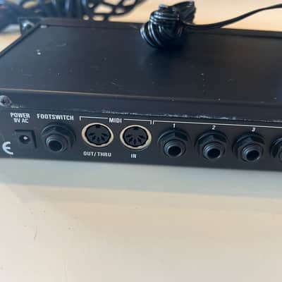 Alesis DM5 Electronic Drum Module in near new condition with power supply and rack mount bolts/washers. image 7