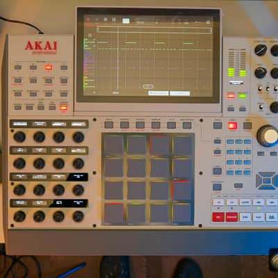 Akai MPC X Special Edition Standalone Sampler incl. MPC Pro Pack upgrade image 16