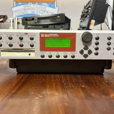 E-MU ESI-2000 Upgraded to ESI4000 OS With ZIP