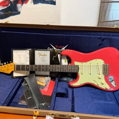 Fender stratocaster custom shop left handed journeyman relic 2024 - fiesta red image 4