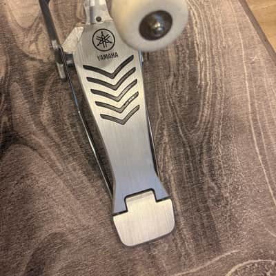 Yamaha FP-7210A Chain Drive Single Bass Drum Pedal, Silver image 1