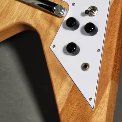 Vintage Strings Flying V - Soild Mahogany 2020's - Natural Matt image 13