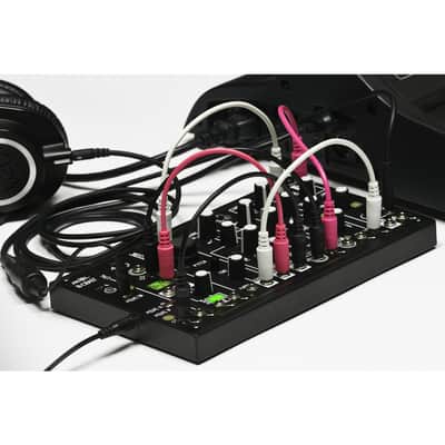 Make Noise 0-Coast Desktop Synthesizer image 6