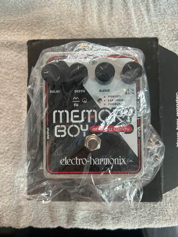 Electro-Harmonix Memory Boy Analog Delay / Chorus / Vibrato 2009 - Present - Black / White / Red image 1