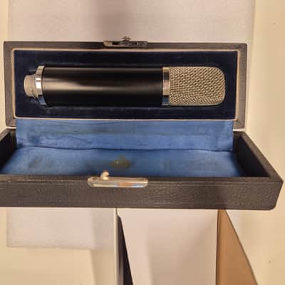 Neumann UM 57 tube condenser mic, perfect shape, full set image 8