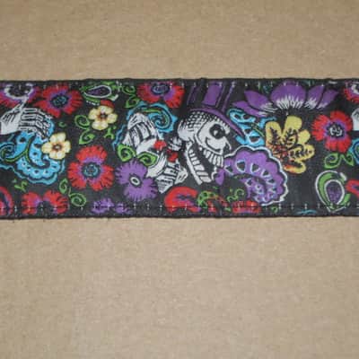lightly used Perri's 2" Floral Skulls Jacquard Guitar Strap, TWS-7274, Floral Skulls High Quality Jacquard Ribbon Sewn on Tubular Webbing with Leather Ends, Adjustable length 39" to 58" (from early 2020s) image 18