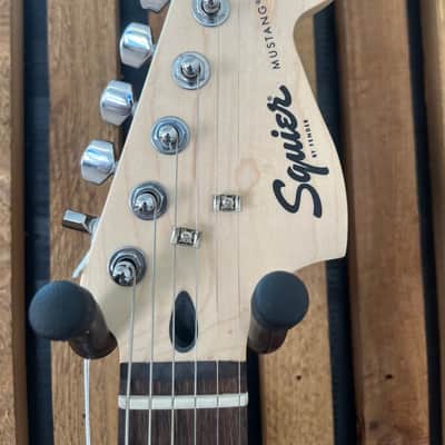 Squier Mustang 2010-2020 - Electric Blue image 5