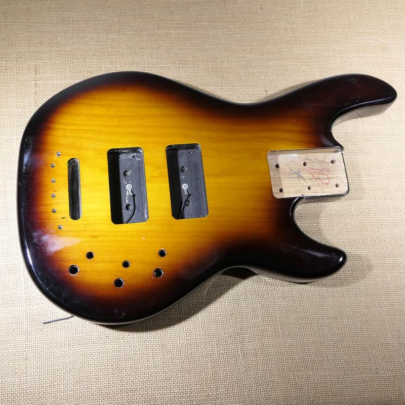 G&L Fullerton L-2000 Bass Body Swamp Ash Old School Tobacco Sunburst