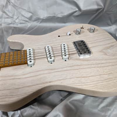 Kiesel Solo - 26.5" Baritone - Select White Wash - MASTERGRADE Flamed Maple Neck & Fretboard - 2022 image 12