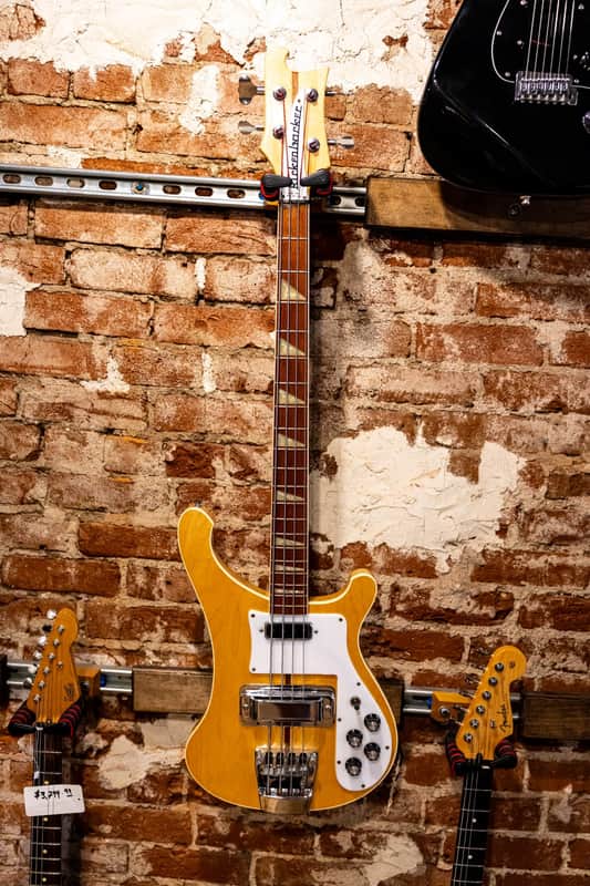 Rickenbacker 4001