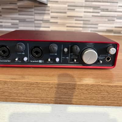 JBL LSR305 w/ Focusrite 2i2 (+4 or -10) - Gearspace