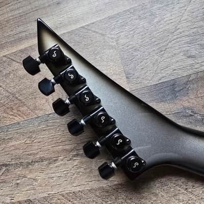 Jackson Custom Shop Soloist - Silverburst image 17