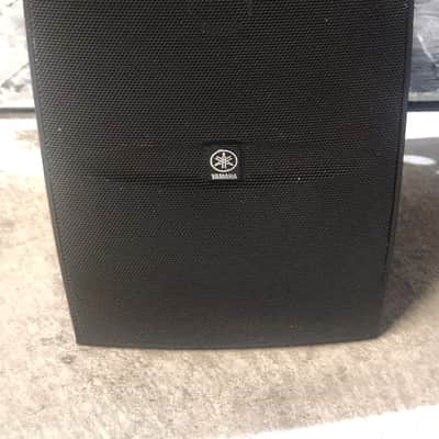 Yamaha Yamaha NS-AV1 is a 2-way acoustic suspension bookshelf speaker 90s  - Black image 1