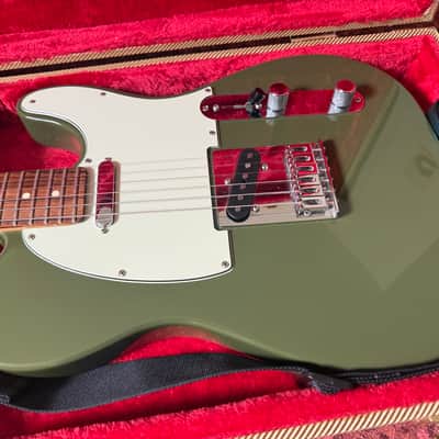 Fender Special Edition Telecaster 2019 - Olive Green image 2