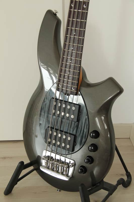 Ernie Ball Music Man Bongo 5 HH