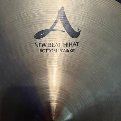 Zildjian 14” A Custom Hi-Hat Top with 14” A New Beat bottom  Mid-2000s - Brilliant - Custom Hybrid Frankenset - 998g/1451g image 3