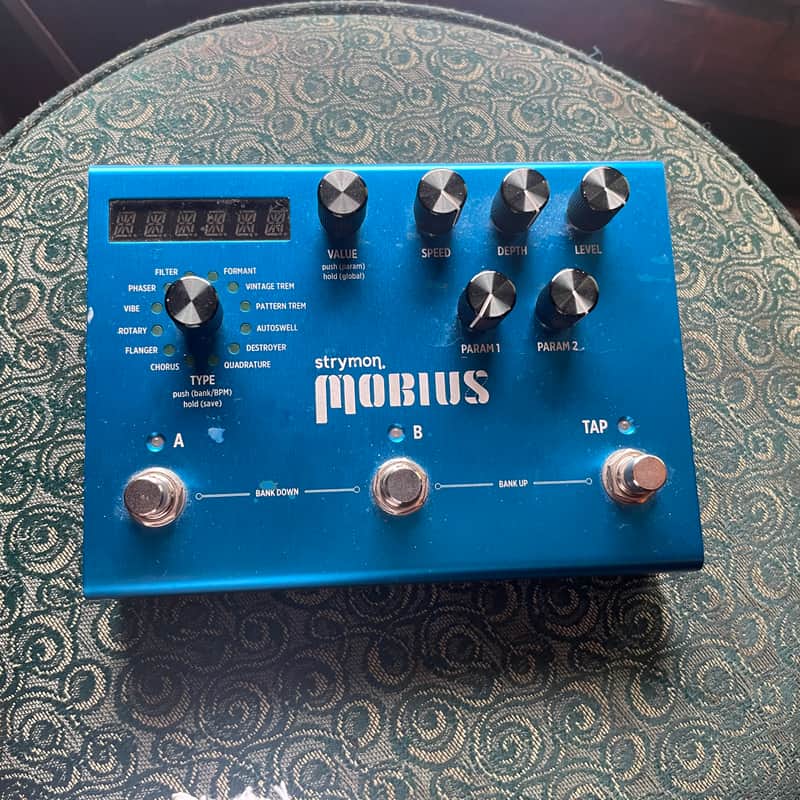 Strymon Mobius