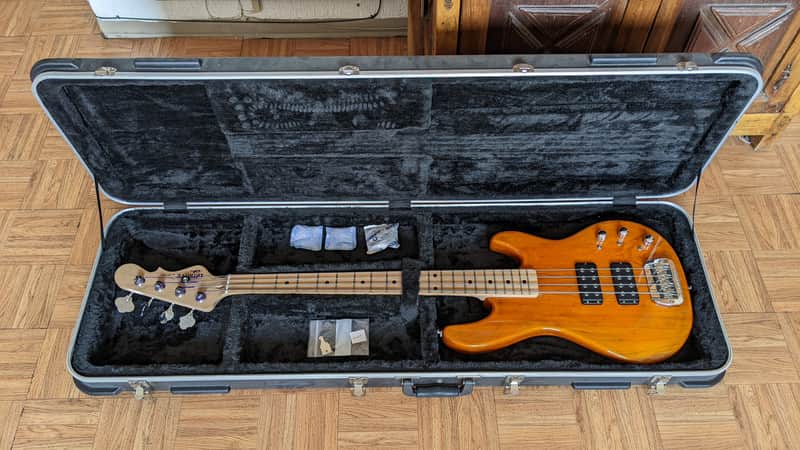 G&L Tribute L-2000 2005 - Amber image 1