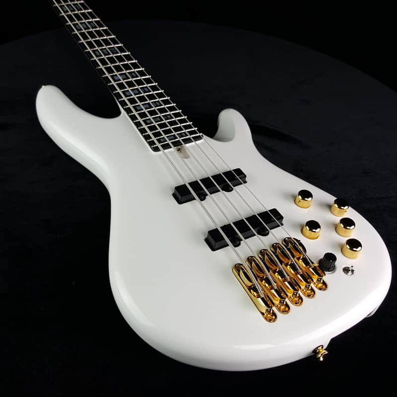 Yamaha BBNE2 Nathan East Signature Bass White Bild 5